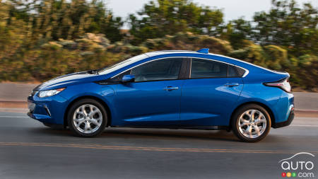 2016 Chevy Volt named Canadian Green Car of the Year