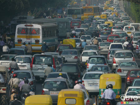 India wants to have all-electric car fleet by 2030
