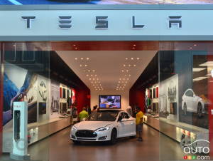 Vent de folie autour du dévoilement de la Tesla Model 3 prévu ce soir