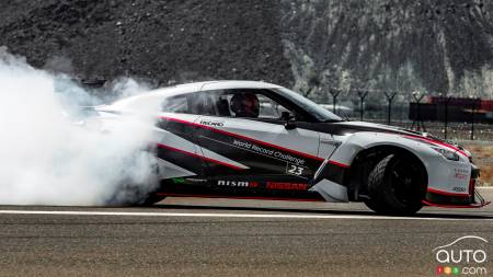 Un record du monde de « drift » pour la Nissan GT-R