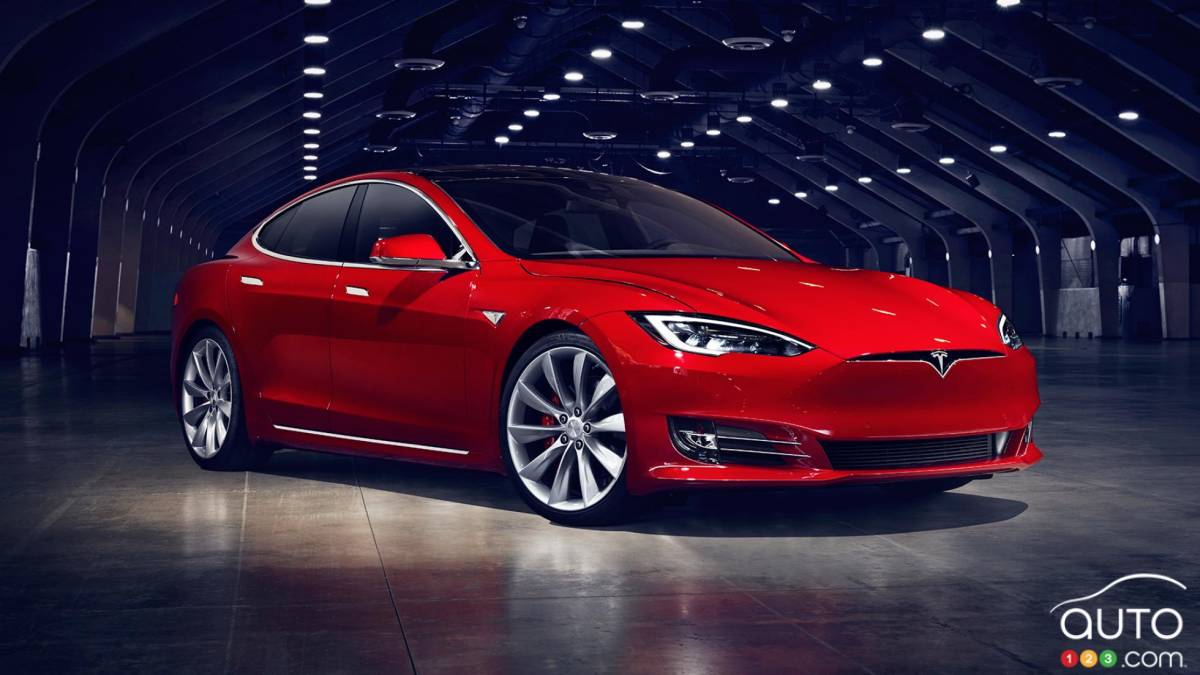 Un nouveau look pour la Tesla Model S!