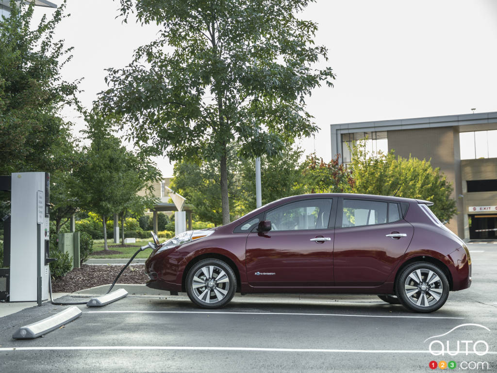La Nissan LEAF