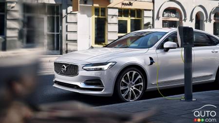 Volvo souhaite vendre 1 million de véhicules électrifiés d’ici 2025