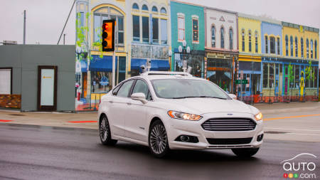 Ford, Google, Uber and others team up in self-driving car alliance