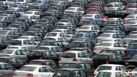 Car sales across Canada hit record high in 2015