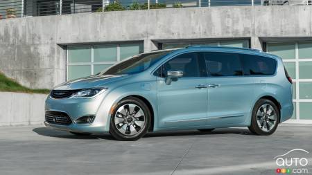 Confirmed: FCA and Google team up in self-driving car venture