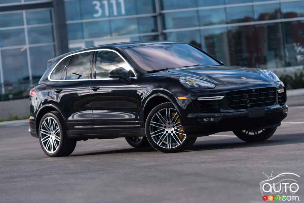 Porsche has new twin-turbo V8 in store for Cayenne, Panamera