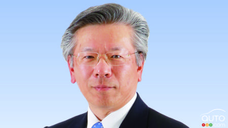 Mitsubishi president resigns in wake of cheating scandal