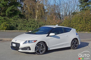 Research 2013
                  HONDA CR-Z pictures, prices and reviews