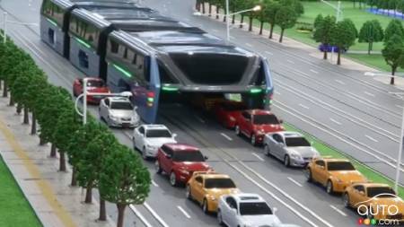 Giant electric bus set to ride over traffic in China