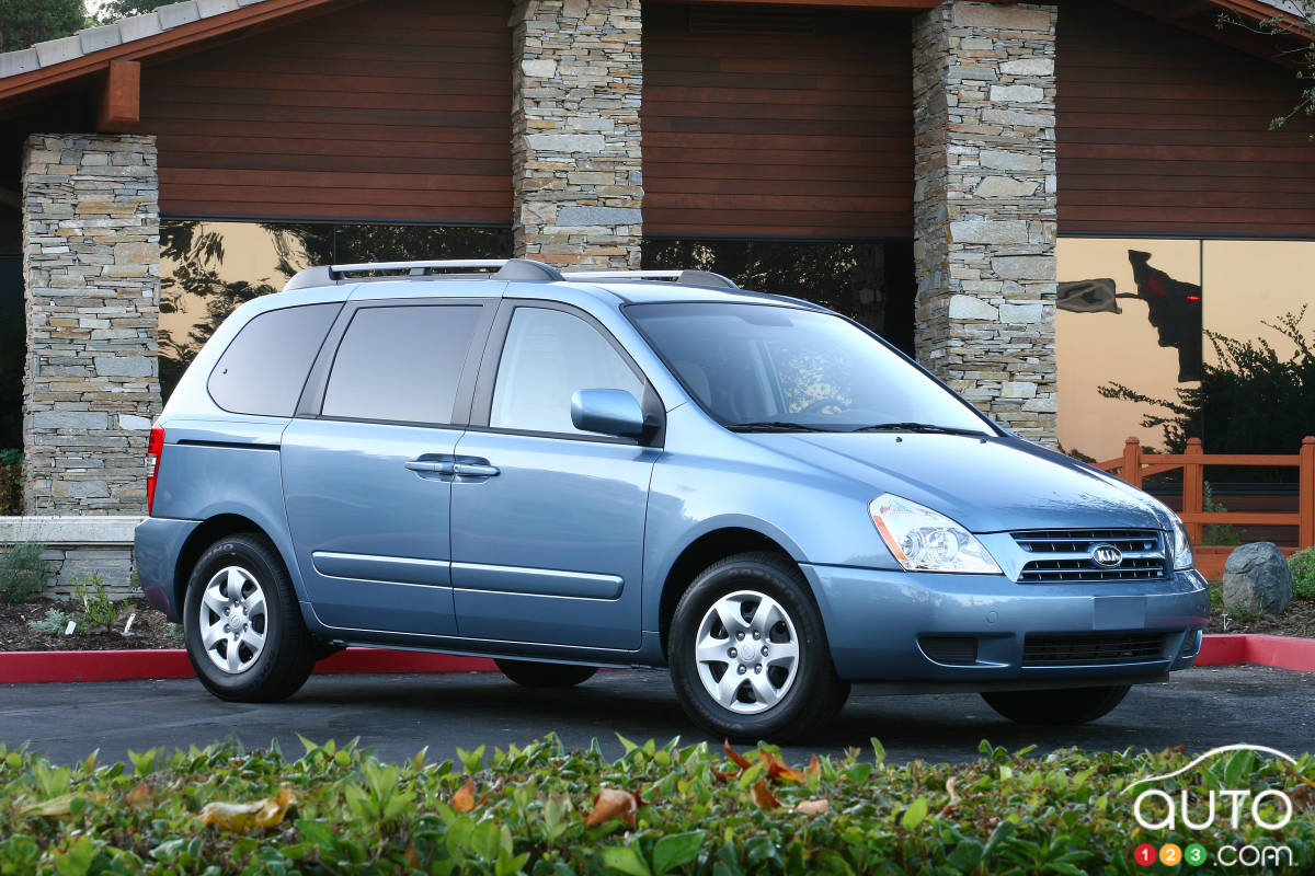 Kia Sedona recalled in Canada, 2006-2012 models are affected