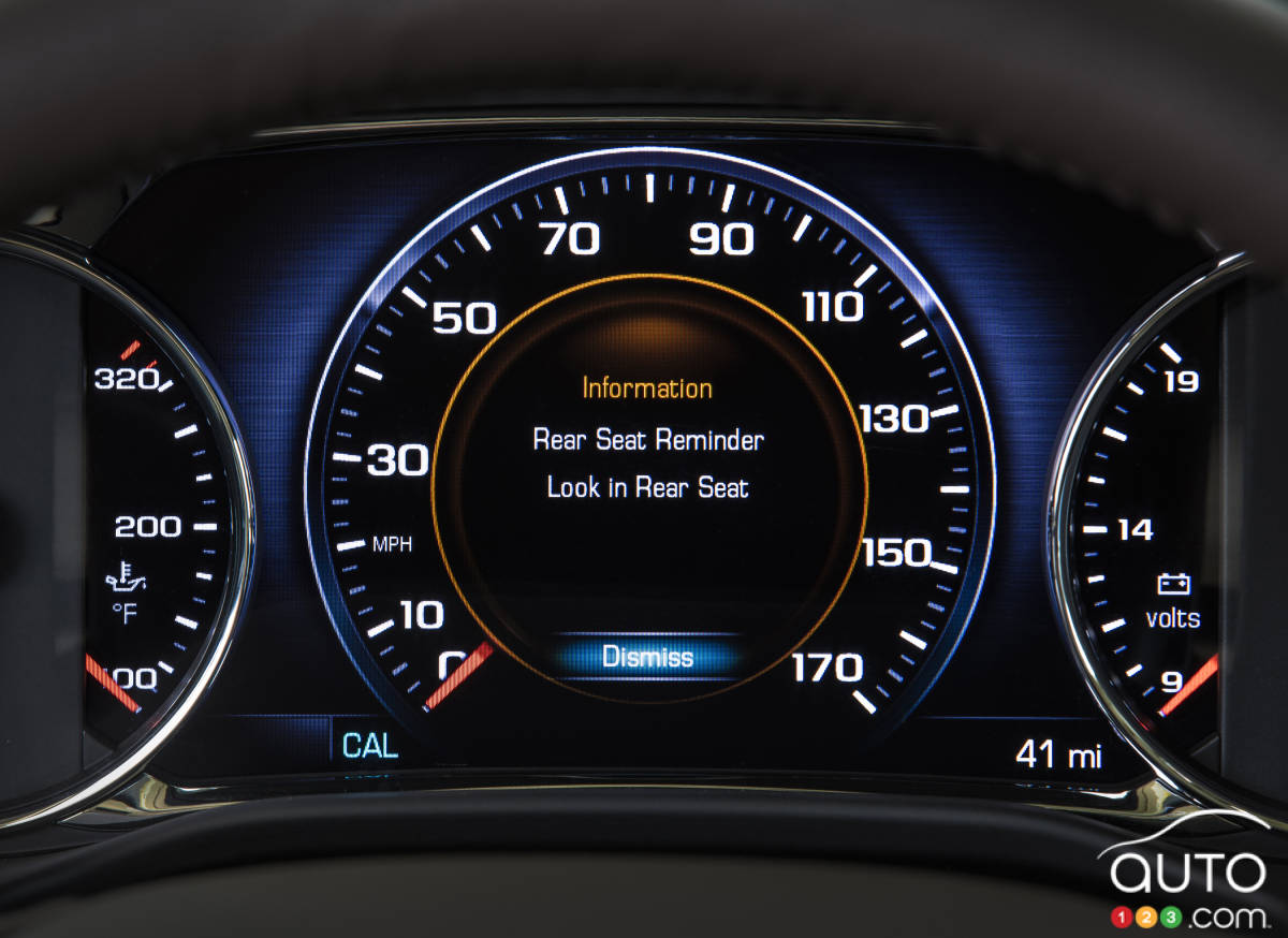 2017 GMC Acadia introduces Rear Seat Reminder