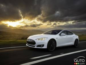 Fonction Autopilot de la Tesla Model S : un premier décès aux États-Unis