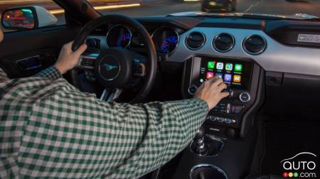 All 2017 Ford models to offer SYNC 3, Apple CarPlay, and Android Auto