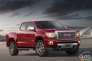 Research 2017
                  GMC Canyon pictures, prices and reviews