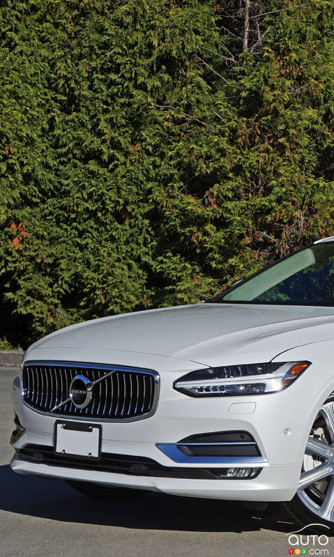 2017 Volvo S90 T6 AWD Inscription Review