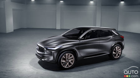 Paris 2016 : Infiniti améliore le prototype QX et lance le moteur VC-T