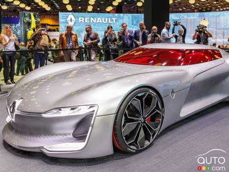 Paris 2016 : Renault épate avec son prototype électrique TREZOR