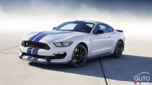 17 Ford Mustang Specifications Car Specs Auto123