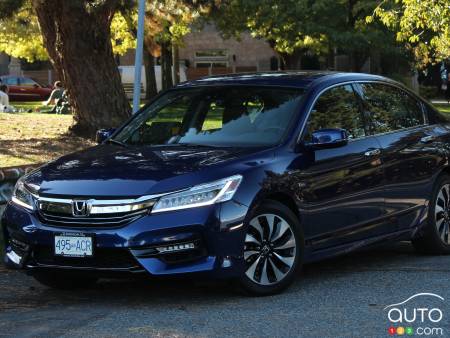 2017 Honda Accord Hybrid Touring Review