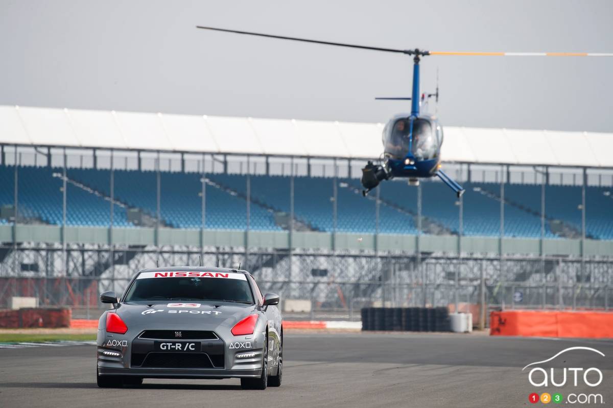 Remote-Controlled Nissan GT-R Tops 200 km/h at Silverstone!