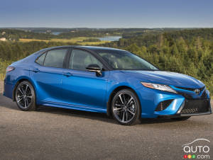 2018 Toyota Camry: a Game-Changing V6