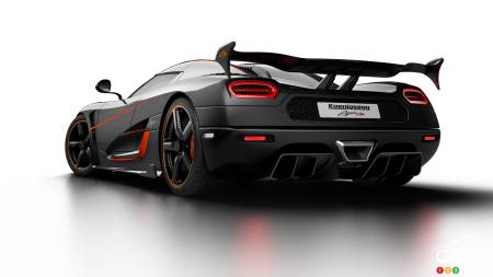 Koenigsegg Agera RS Beats Speed Record Held by Bugatti