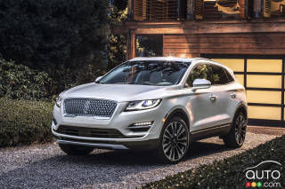 Research 2019
                  Lincoln MKC pictures, prices and reviews
