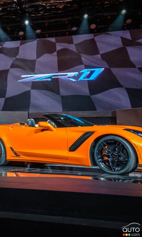 Los Angeles 2017: New 2019 Chevrolet Corvette ZR1 Goes Topless