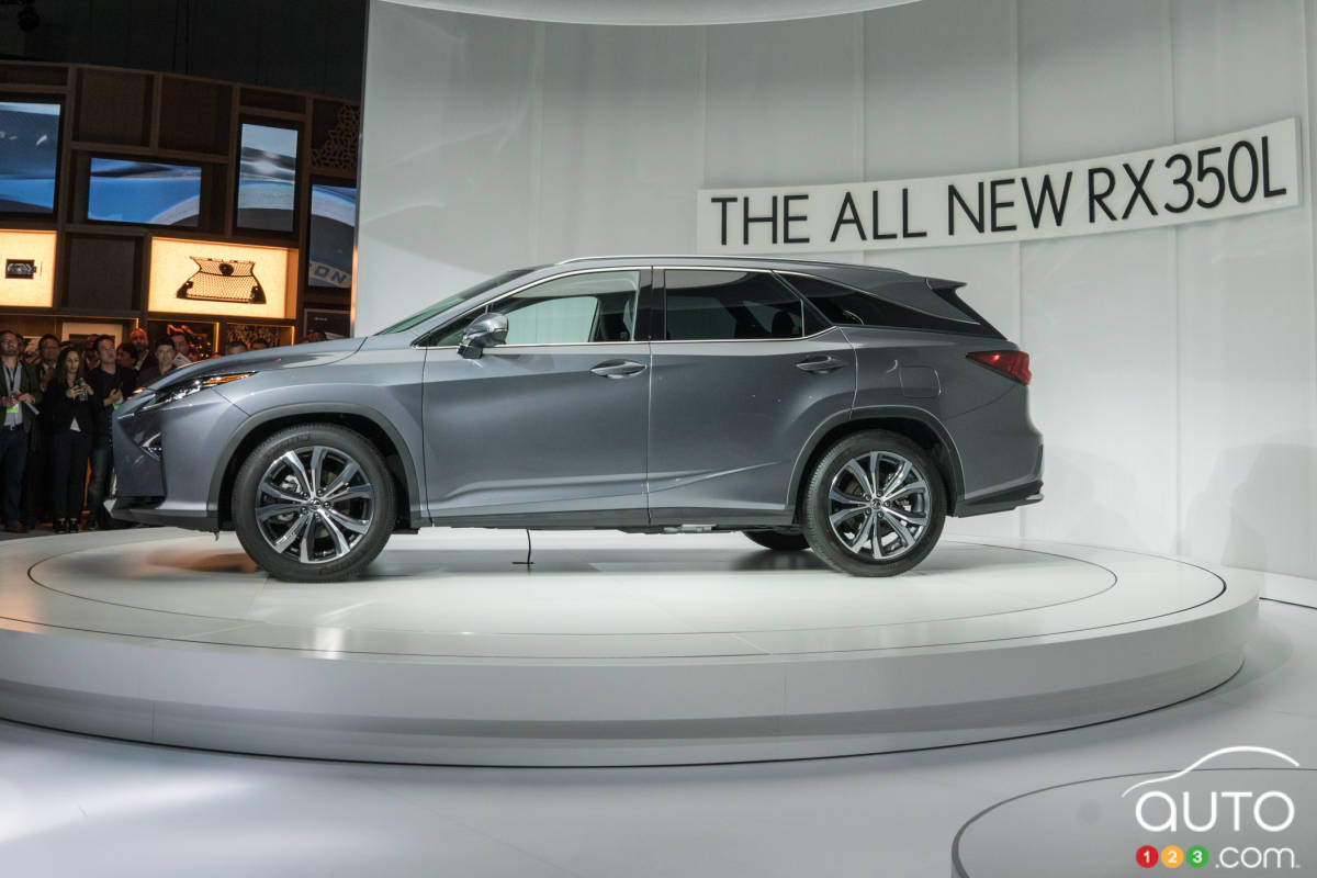 Los Angeles 2017: Lexus RX L Thinking Big with 3 Rows of Seats