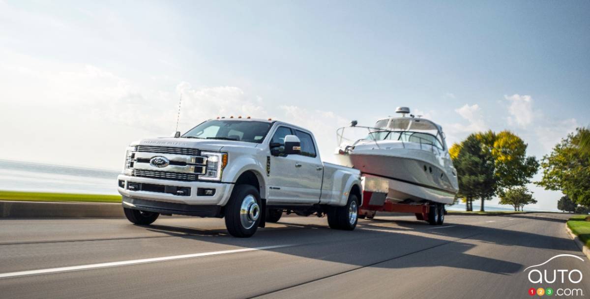 2018 Ford Super Duty Returns with More Power and Towing Capacity