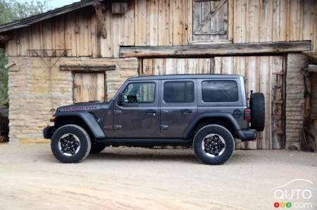 2018 Jeep Wrangler Review and Pricing | Car Reviews | Auto123