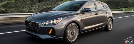 Chicago 2017: All-new 2018 Hyundai Elantra GT unveiled (videos)