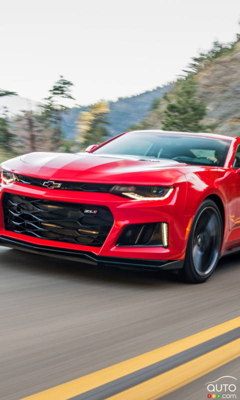 2017 Chevy Camaro ZL1 flirts with 200 mph, sets a date with the Demon