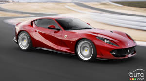 Geneva 2017: See the new Ferrari 812 Superfast and its 800 hp in action