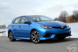 Research 2017
                  TOYOTA COROLLA iM pictures, prices and reviews