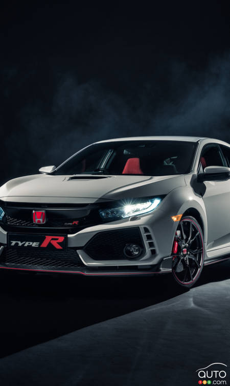 Honda Civic Type R makes surprise debut in North America