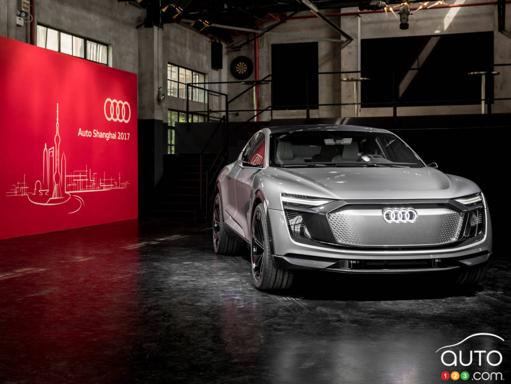Le prototype de multisegment électrique Audi e-tron Sportback