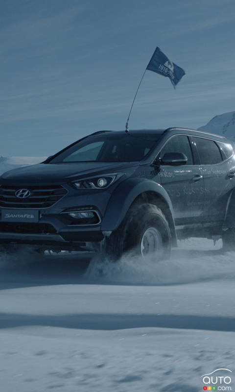 Hyundai Santa Fe Sport Shows its Durability… at the South Pole!