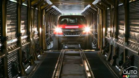 2017 Chevrolet Colorado ZR2 Rolling Off Assembly Lines!