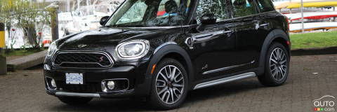 New 2017 MINI Countryman Improves as a Family Hauler