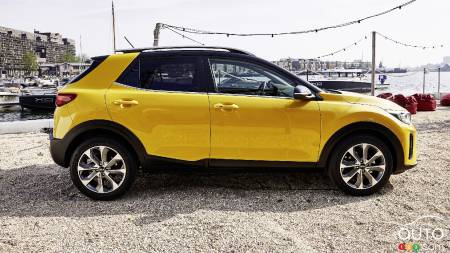 Après le Kona, voici le tout nouveau Kia Stonic!