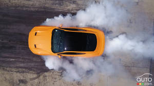 La Ford Mustang 2018 souligne le 4 juillet tout en boucane