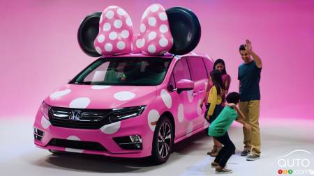 Honda Odyssey, Chrysler Pacifica Make Kids Very Happy