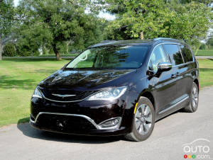 2017 Chrysler Pacifica Hybrid: Our Road Trip to Maine