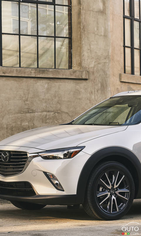2018 Mazda CX-3 Adds Manual Transmission, Drops in Price Below $20,000