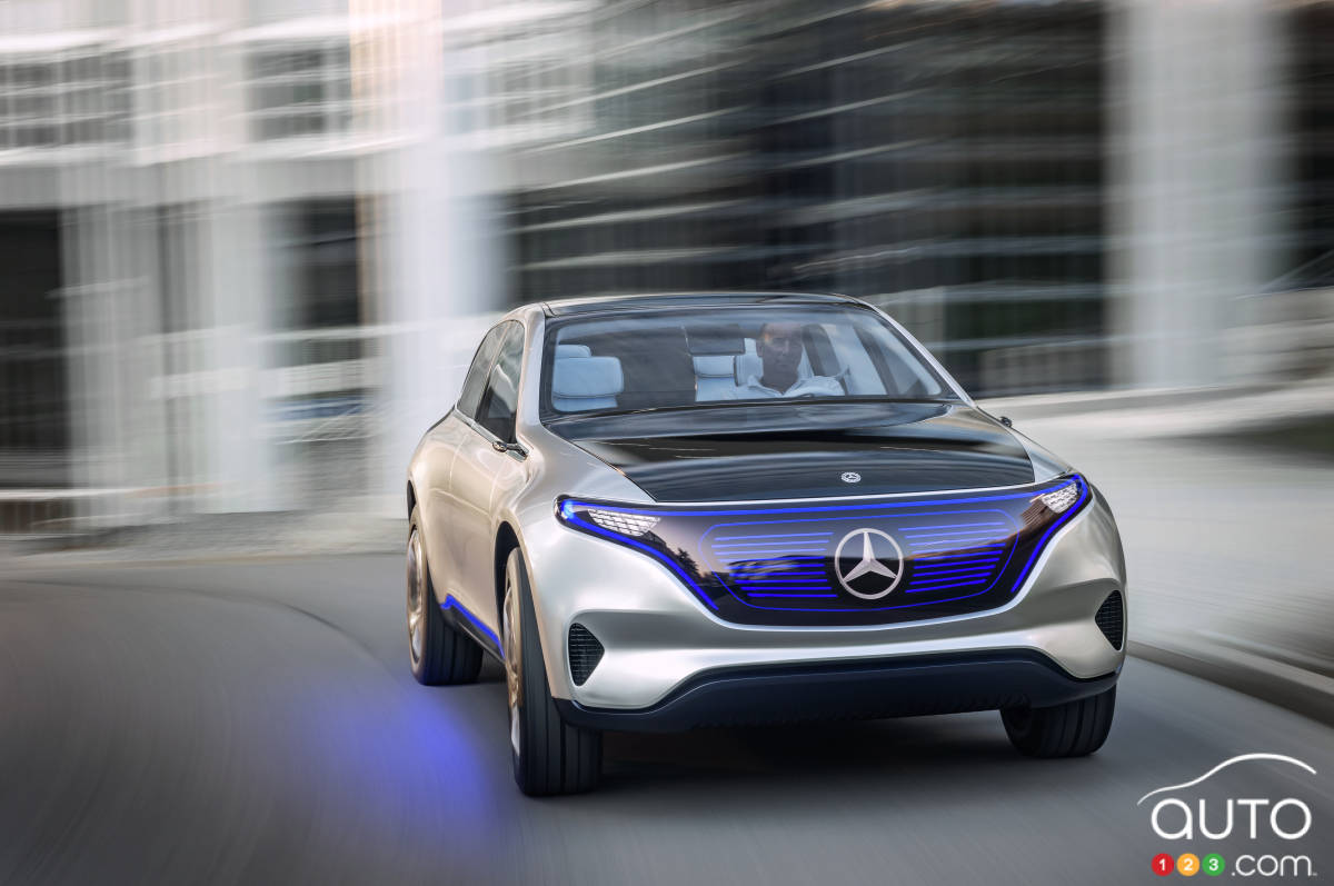 Mercedes-Benz to Build Electric Cars in North America