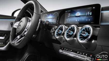 CES 2018: Mercedes-Benz Launches Truly Intelligent Infotainment System