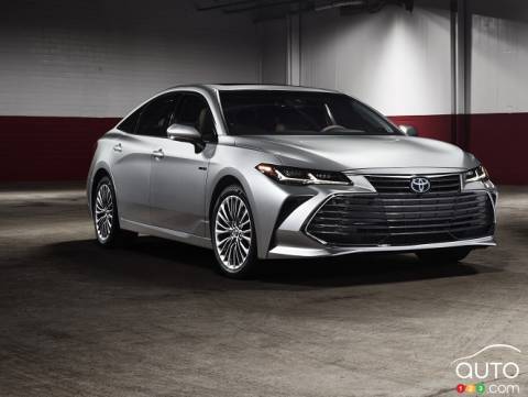 Detroit 2018: Revised 2019 Toyota Avalon Could Pass for a Lexus