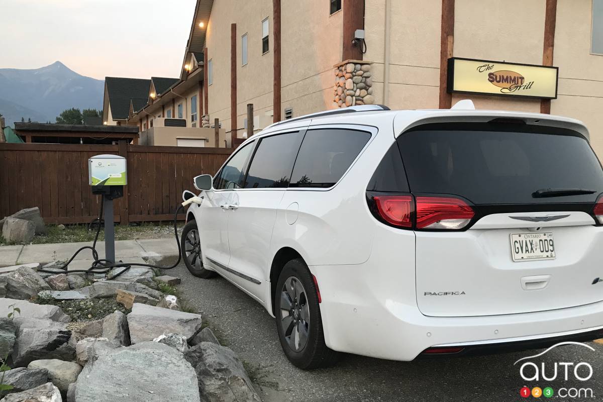 Now you can find charging stations using Google Maps